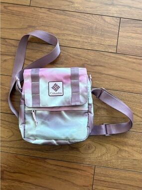 Columbia Pastel Pink and Mint Tie-Dye Messenger Crossbody